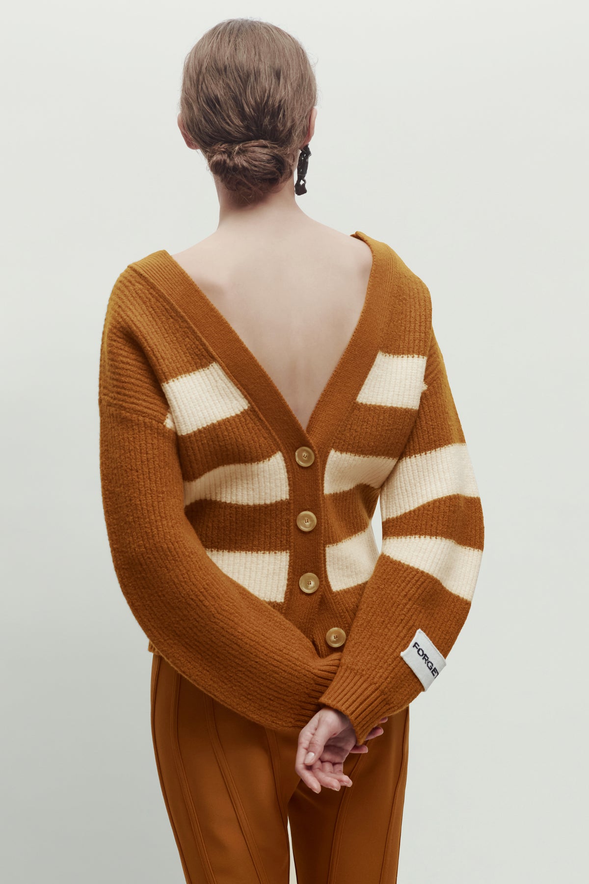 CARDIGAN-MELBA