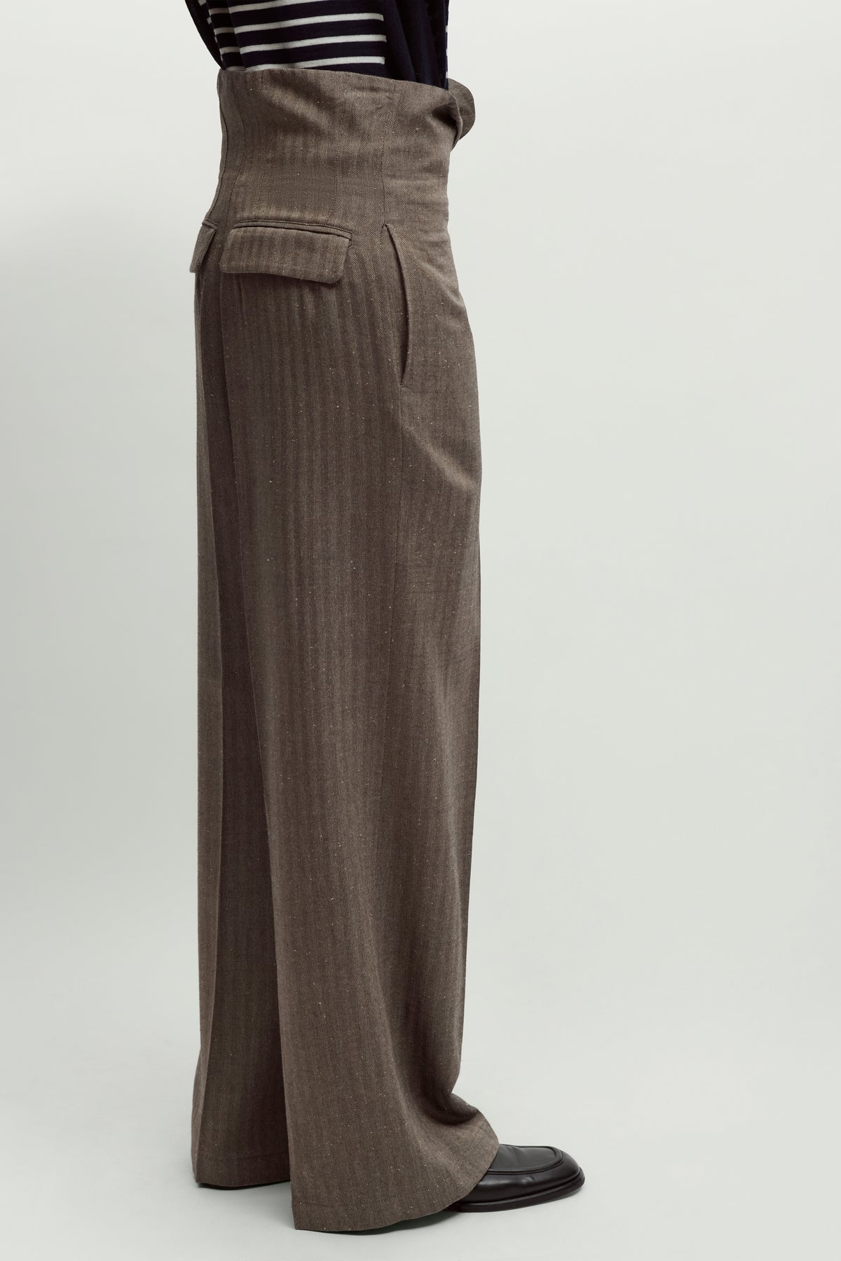 PANTALONE-MONTY