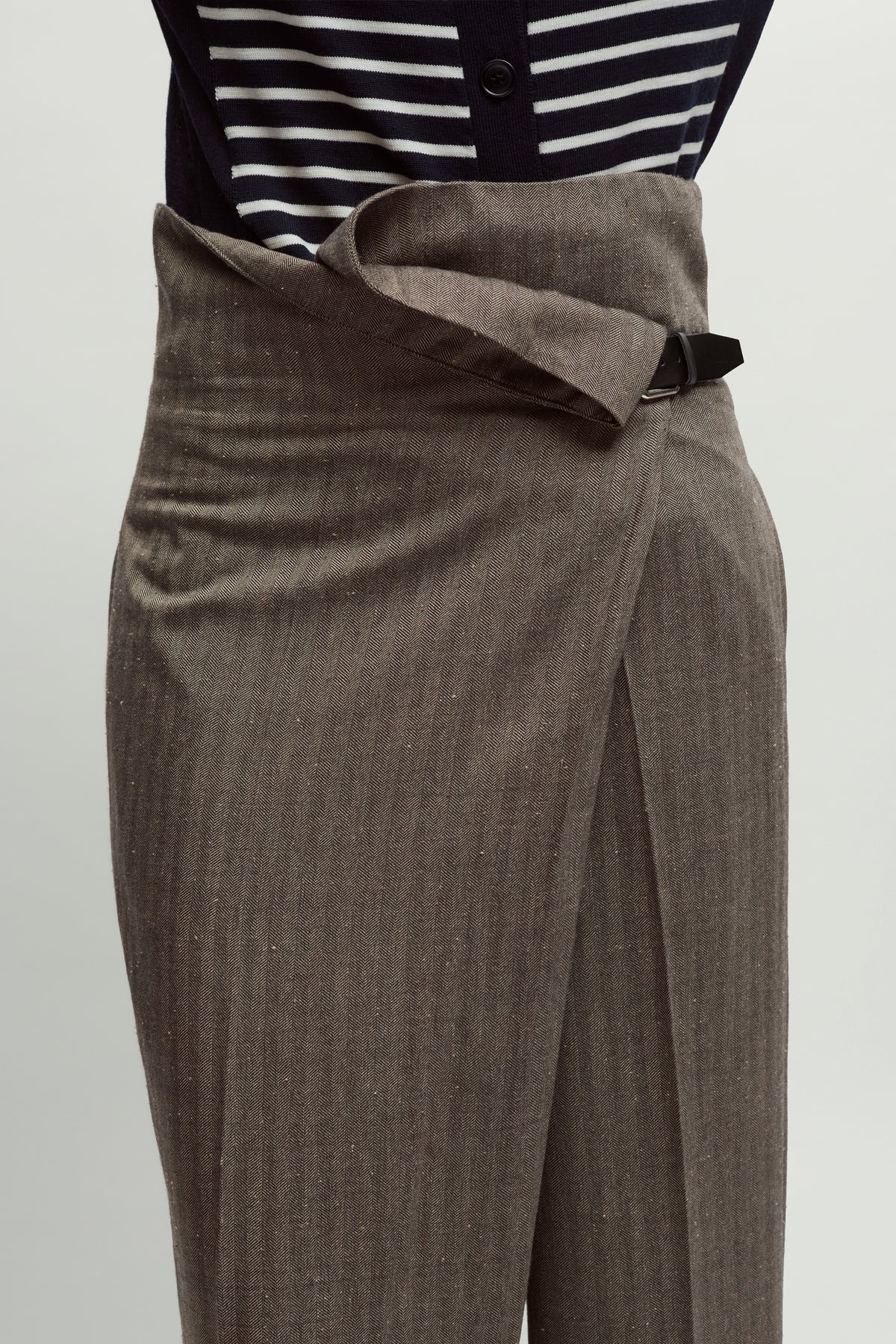 PANTALONE-MONTY